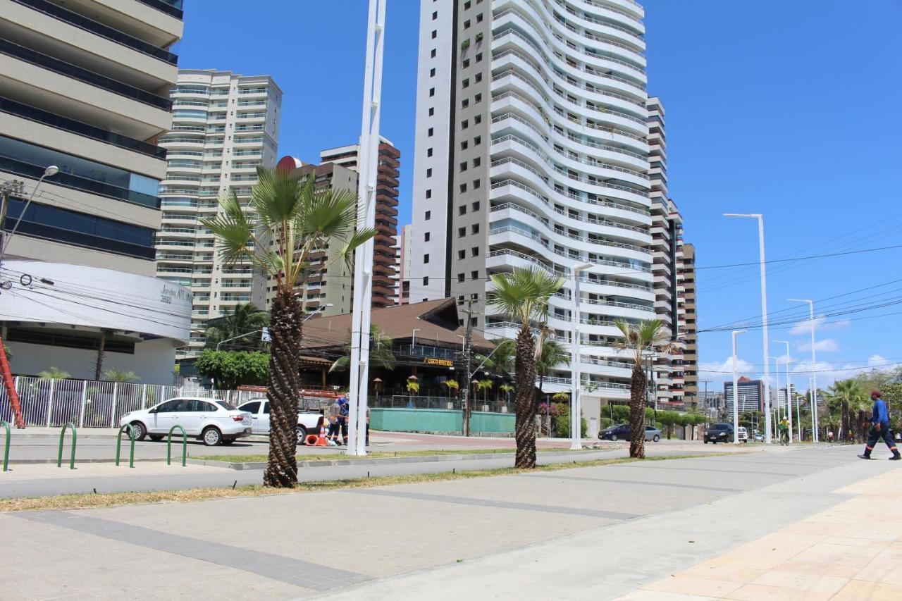 13 Flat Beira Mar Com Energia, Vaga, 3 Camas, Wi-Fi E Ar Apartment Fortaleza  Exterior photo